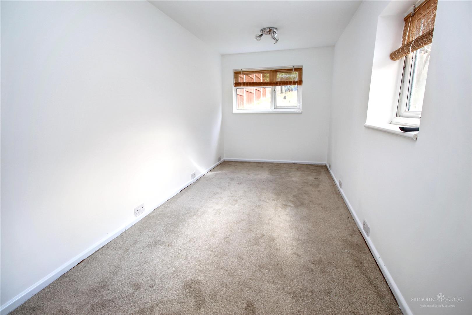 Overdown Road, Tilehurst, Reading